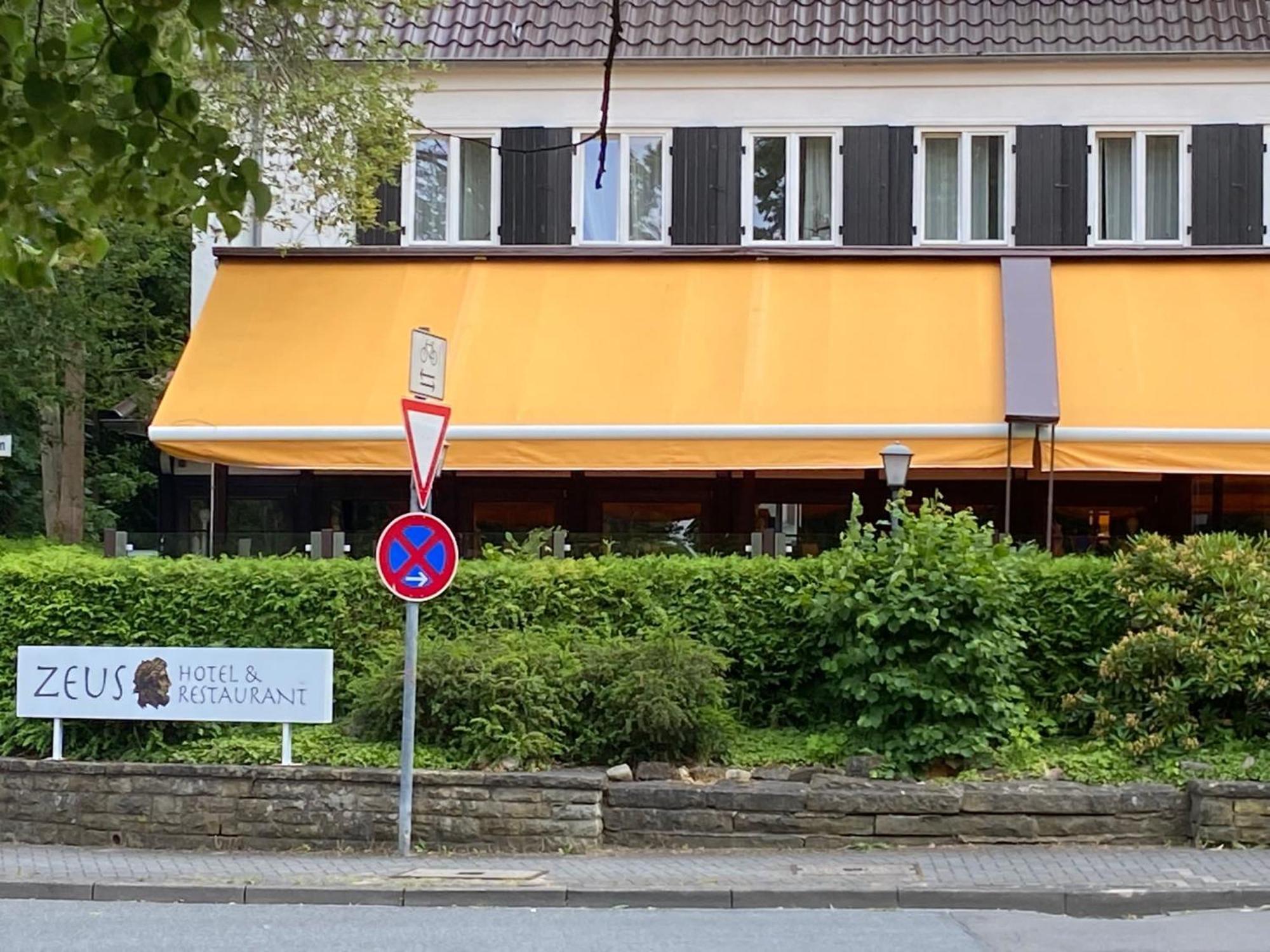 Hotel Und Restaurant Zeus Wolfsburg Exterior foto